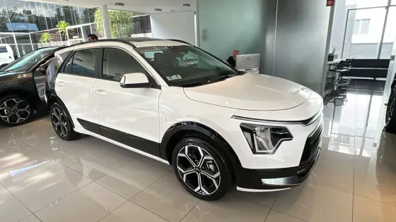 KIA NIRO 1.6 GDI HEV SX PRESTIGE DCT KIA NIRO 1.6 GDI HEV SX PRESTIGE DCT