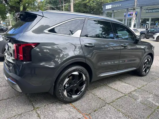 KIA-SORENTO-2025