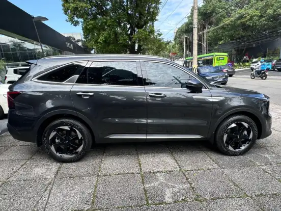 KIA-SORENTO-2.2 TURBO DIESEL EX AWD DCT KIA-SORENTO-2025