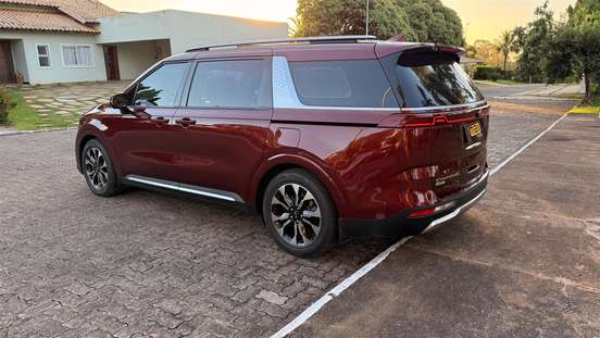 KIA-CARNIVAL-2021
