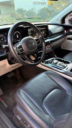 KIA-CARNIVAL-2021