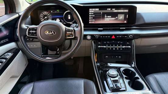 KIA-CARNIVAL-2021