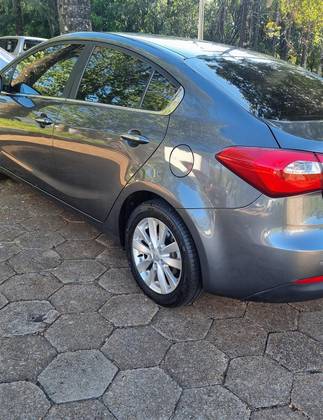 KIA CERATO 1.6 SX 16V FLEX 4P AUTOMÁTICO