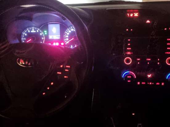 KIA-CERATO-1.6 SX 16V FLEX 4P AUTOMÁTICO KIA-CERATO-2013