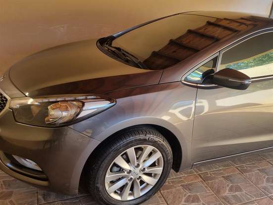 KIA-CERATO-1.6 SX 16V FLEX 4P AUTOMÁTICO KIA-CERATO-2013
