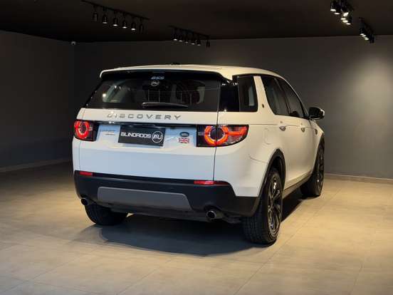 LAND ROVER-DISCOVERY SPORT-2016