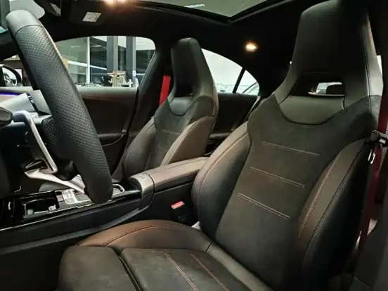 MERCEDES-BENZ-CLA 35 AMG-2025