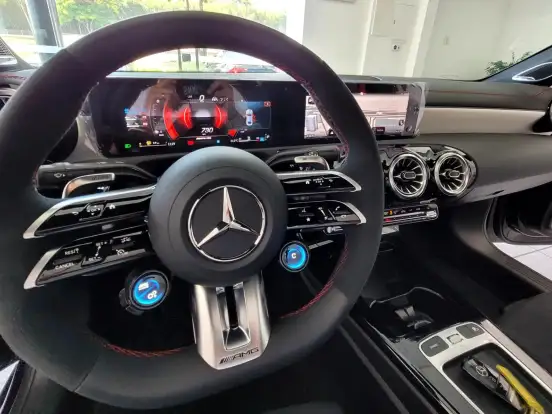 MERCEDES-BENZ-CLA 45 AMG-2025