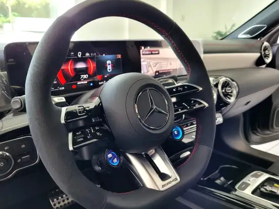 MERCEDES-BENZ-CLA 45 AMG-2025