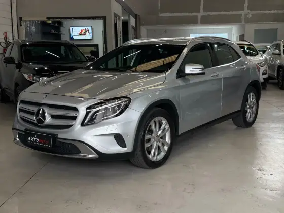 MERCEDES-BENZ GLA 200 1.6 CGI ADVANCE 16V TURBO GASOLINA 4P AUTOMÁTICO MERCEDES-BENZ GLA 200 1.6 CGI ADVANCE 16V TURBO GASOLINA 4P AUTOMÁTICO