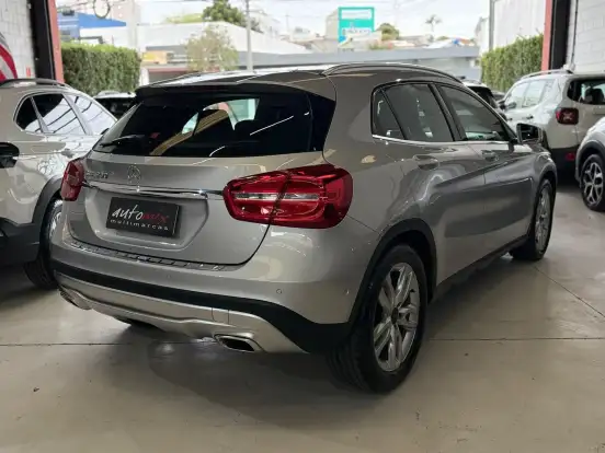 MERCEDES-BENZ-GLA 200-1.6 CGI ADVANCE 16V TURBO GASOLINA 4P AUTOMÁTICO MERCEDES-BENZ-GLA 200-2014