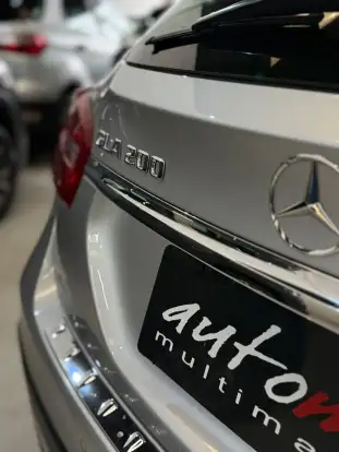 MERCEDES-BENZ-GLA 200-2014