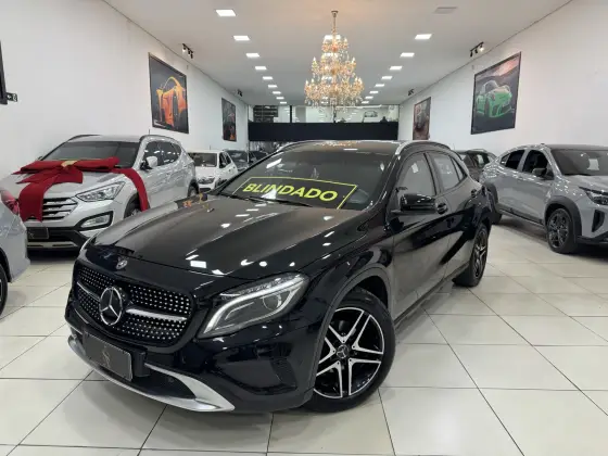 MERCEDES-BENZ GLA 200 1.6 CGI ADVANCE 16V TURBO GASOLINA 4P AUTOMÁTICO MERCEDES-BENZ GLA 200 1.6 CGI ADVANCE 16V TURBO GASOLINA 4P AUTOMÁTICO