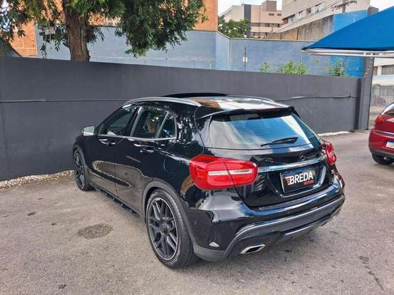 MERCEDES-BENZ-GLA 250-2016