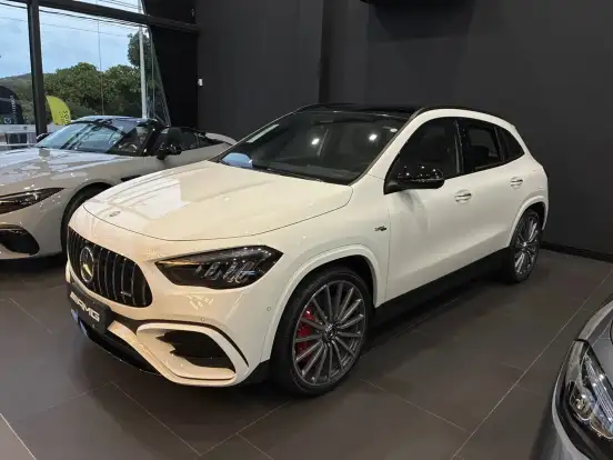 MERCEDES-BENZ-GLA 35 AMG-2025