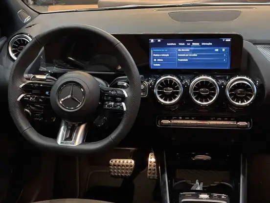 MERCEDES-BENZ-GLA 35 AMG-2025