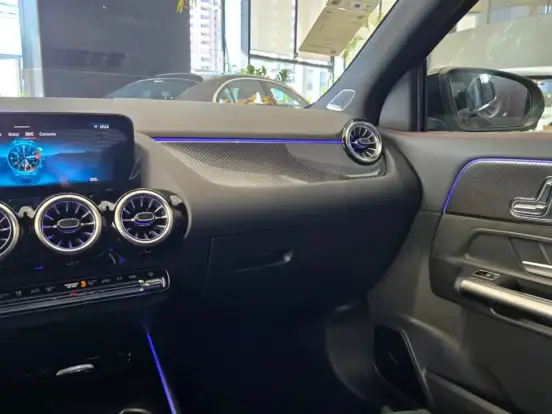 MERCEDES-BENZ-GLA 35 AMG-2.0 MHEV 4MATIC SPEEDSHIFT MERCEDES-BENZ-GLA 35 AMG-2025