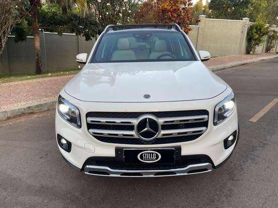 MERCEDES-BENZ-GLB 200-2020