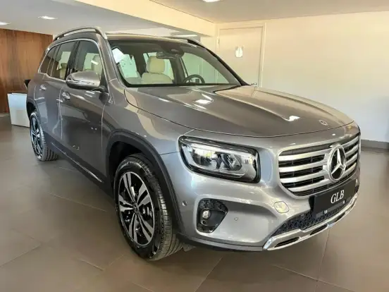 MERCEDES-BENZ-GLB 220-2.0 MHEV PROGRESSIVE 4MATIC 8G-DCT MERCEDES-BENZ-GLB 220-2025