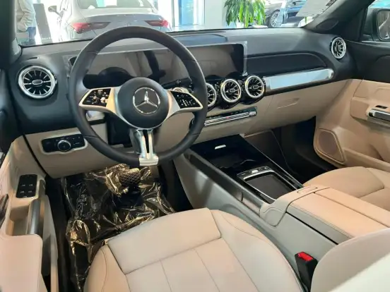 MERCEDES-BENZ-GLB 220-2.0 MHEV PROGRESSIVE 4MATIC 8G-DCT MERCEDES-BENZ-GLB 220-2025