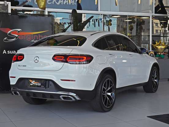 MERCEDES-BENZ-GLC 300-2.0 CGI GASOLINA COUPÉ AMG LINE 4MATIC 9G-TRONIC MERCEDES-BENZ-GLC 300-2022