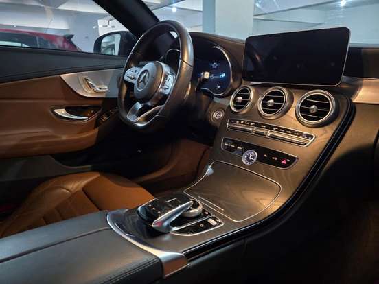 MERCEDES-BENZ-C 300-2019