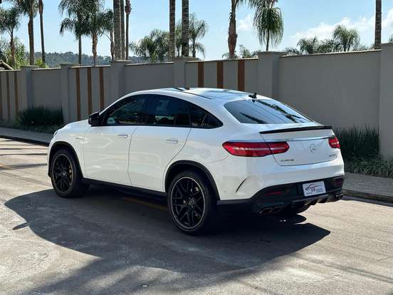 MERCEDES-BENZ-GLE 63 AMG-5.5 V8 TURBO GASOLINA COUPÉ 4MATIC 7G-TRONIC MERCEDES-BENZ-GLE 63 AMG-2017