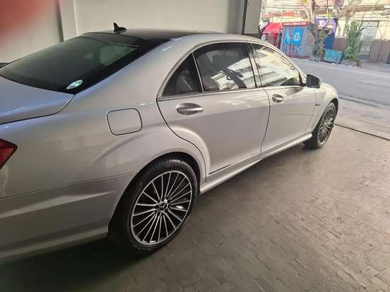 MERCEDES-BENZ-S 63 AMG-2012
