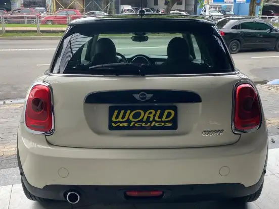 MINI-COOPER-1.5 12V TURBO GASOLINA 2P AUTOMÁTICO MINI-COOPER-2015