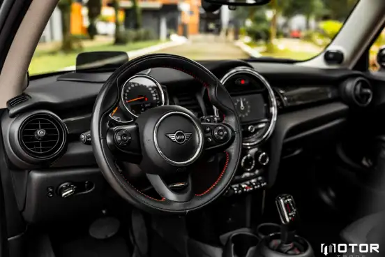MINI-COOPER-2.0 16V TWINPOWER GASOLINA S 2P STEPTRONIC MINI-COOPER-2019