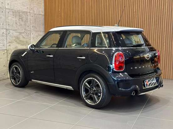 MINI-COUNTRYMAN-2016