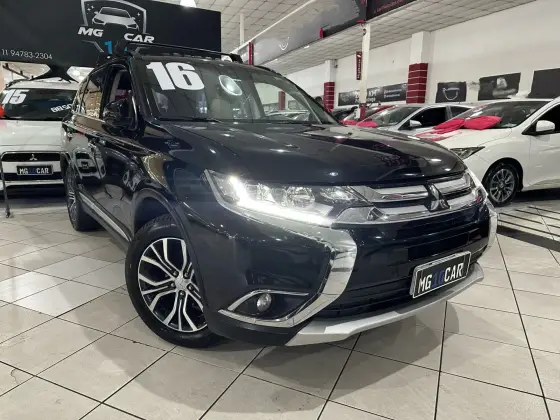MITSUBISHI OUTLANDER 3.0 GT 4X4 V6 24V GASOLINA 4P AUTOMÁTICO