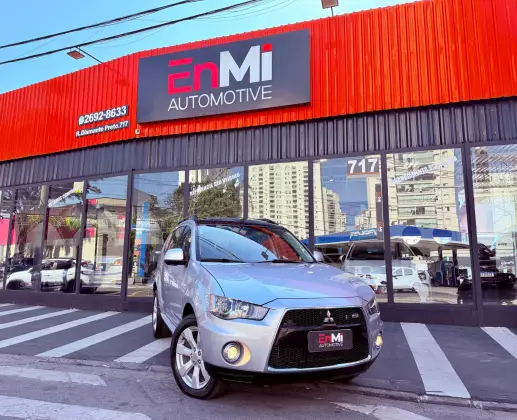 MITSUBISHI OUTLANDER 3.0 GT4 4X4 V6 24V GASOLINA 4P AUTOMÁTICO MITSUBISHI OUTLANDER 3.0 GT4 4X4 V6 24V GASOLINA 4P AUTOMÁTICO