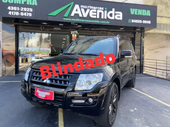 MITSUBISHI PAJERO FULL 3.2 HPE 4X4 16V TURBO INTERCOOLER DIESEL 2P AUTOMÁTICO MITSUBISHI PAJERO FULL 3.2 HPE 4X4 16V TURBO INTERCOOLER DIESEL 2P AUTOMÁTICO