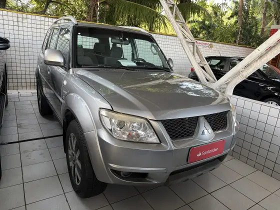 MITSUBISHI PAJERO TR4 2.0 4X2 16V 140CV FLEX 4P AUTOMÁTICO MITSUBISHI PAJERO TR4 2.0 4X2 16V 140CV FLEX 4P AUTOMÁTICO
