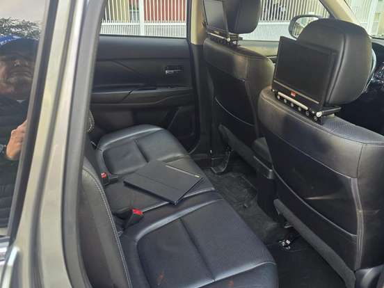 MITSUBISHI-OUTLANDER-2.2 4X4 16V DIESEL 4P AUTOMÁTICO MITSUBISHI-OUTLANDER-2016