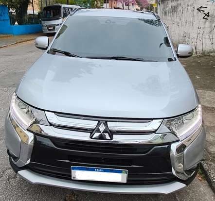 MITSUBISHI-OUTLANDER-3.0 GT 4X4 V6 24V GASOLINA 4P AUTOMÁTICO MITSUBISHI-OUTLANDER-2015