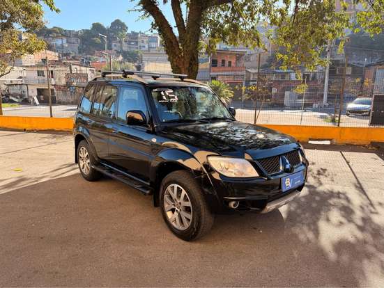MITSUBISHI-PAJERO TR4-2.0 4X4 16V 140CV FLEX 4P AUTOMÁTICO MITSUBISHI-PAJERO TR4-2014