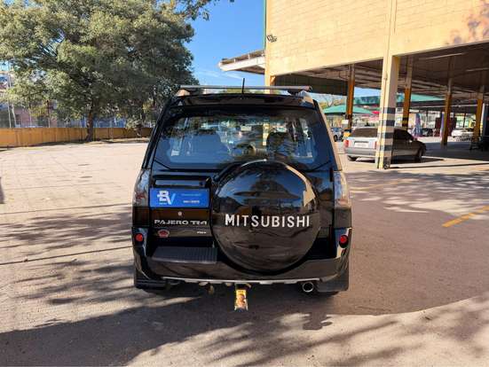 MITSUBISHI-PAJERO TR4-2014
