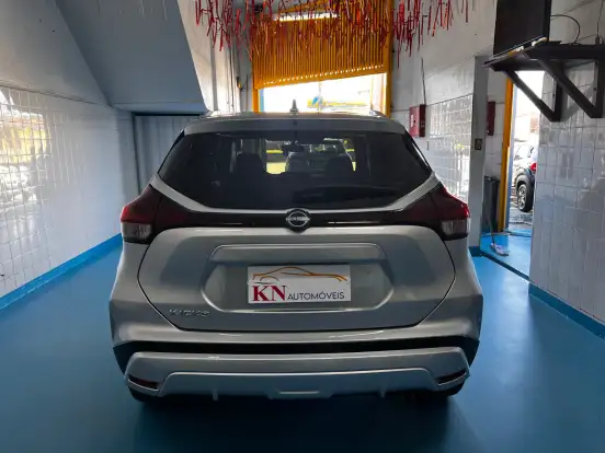 NISSAN-KICKS-2024