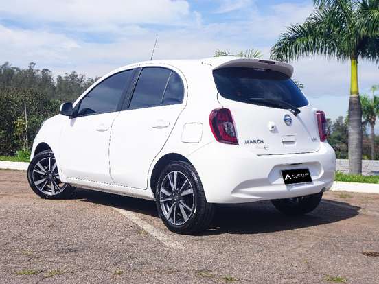 NISSAN-MARCH-1.6 SL 16V FLEXSTART 4P XTRONIC NISSAN-MARCH-2018
