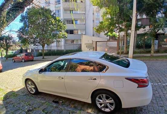 NISSAN-ALTIMA-2013