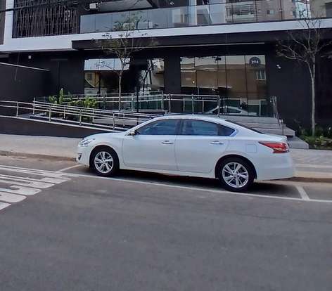 NISSAN-ALTIMA-2013