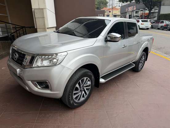 NISSAN-FRONTIER-2020
