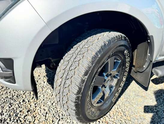 NISSAN-FRONTIER-2.5 SV ATTACK 4X4 CD TURBO ELETRONIC DIESEL 4P MANUAL NISSAN-FRONTIER-2013