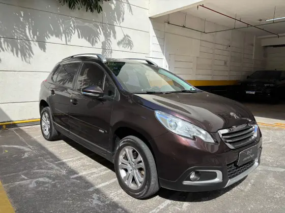 PEUGEOT 2008 1.6 16V FLEX ALLURE 4P AUTOMÁTICO PEUGEOT 2008 1.6 16V FLEX ALLURE 4P AUTOMÁTICO