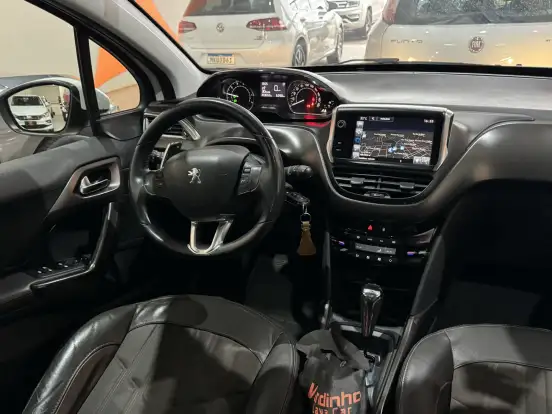 PEUGEOT-2008-1.6 16V FLEX GRIFFE 4P AUTOMÁTICO PEUGEOT-2008-2015