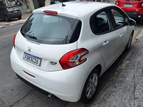 PEUGEOT-208-1.6 ACTIVE PACK 16V FLEX 4P AUTOMÁTICO PEUGEOT-208-2015