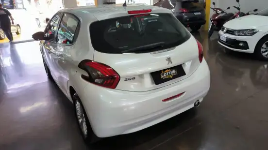 PEUGEOT-208-1.6 ACTIVE PACK 16V FLEX 4P AUTOMÁTICO PEUGEOT-208-2018
