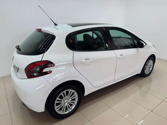 PEUGEOT-208-1.6 ALLURE 16V FLEX 4P AUTOMÁTICO PEUGEOT-208-2017